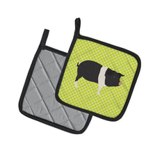 Load image into Gallery viewer, Hampshire Pig Green Pot Holders - Set of 2 - Heat-Resistant Kitchen Essentials BB7765PTHD