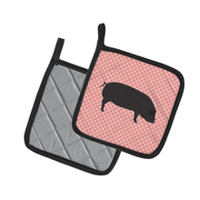 Load image into Gallery viewer, Devon Large Black Pig Pink Check Pot Holders - Set of 2 - Heat-Resistant Kitchen Essentials BB7931PTHD