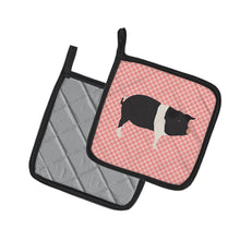 Load image into Gallery viewer, Hampshire Pig Pink Check Pot Holders - Set of 2 - Heat-Resistant Kitchen Essentials BB7939PTHD