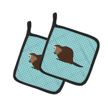 Load image into Gallery viewer, Eurasian Beaver Blue Check Pot Holders - Set of 2 - Heat-Resistant Kitchen Essentials BB8047PTHD