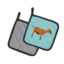 Load image into Gallery viewer, Oberhasli Goat Blue Check Pot Holders - Set of 2 - Heat-Resistant Kitchen Essentials BB8062PTHD