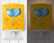 Load image into Gallery viewer, Sting Ray Yellow Polkadot Ceramic Night Light BB8237CNL