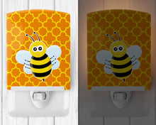 Load image into Gallery viewer, Bee on Quatrafoil Ceramic Night Light BB8596CNL