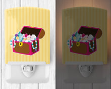 Load image into Gallery viewer, Beach Pirate Chest Ceramic Night Light BB8837CNL