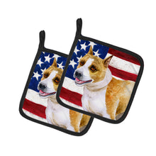 Load image into Gallery viewer, American Staffordshire Patriotic Pot Holders - Set of 2 - Heat-Resistant Kitchen Essentials BB9644PTHD