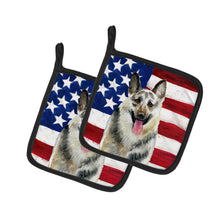 Load image into Gallery viewer, East-European Shepherd Patriotic Pot Holders - Set of 2 - Heat-Resistant Kitchen Essentials BB9649PTHD