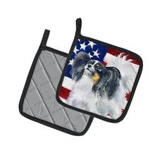 Load image into Gallery viewer, Papillon Patriotic Pot Holders - Set of 2 - Heat-Resistant Kitchen Essentials BB9657PTHD