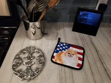 Load image into Gallery viewer, Pomeranian #2 Patriotic Pot Holders - Set of 2 - Heat-Resistant Kitchen Essentials BB9716PTHD