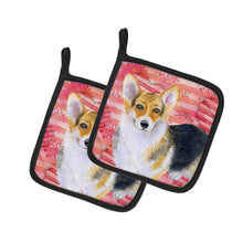 Load image into Gallery viewer, Pembroke Corgi Love Pot Holders - Set of 2 - Heat-Resistant Kitchen Essentials BB9729PTHD