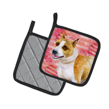 Load image into Gallery viewer, American Staffordshire Love Pot Holders - Set of 2 - Heat-Resistant Kitchen Essentials BB9731PTHD