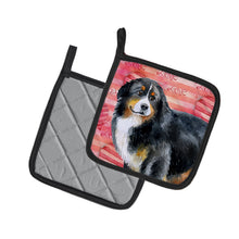 Load image into Gallery viewer, Bernese Mountain Dog Love Pot Holders - Set of 2 - Heat-Resistant Kitchen Essentials BB9732PTHD