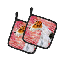Load image into Gallery viewer, Fox Terrier Love Pot Holders - Set of 2 - Heat-Resistant Kitchen Essentials BB9737PTHD