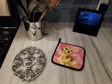 Load image into Gallery viewer, Chihuahua Love Pot Holders - Set of 2 - Heat-Resistant Kitchen Essentials BB9745PTHD