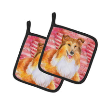 Load image into Gallery viewer, Sheltie Love Pot Holders - Set of 2 - Heat-Resistant Kitchen Essentials BB9807PTHD