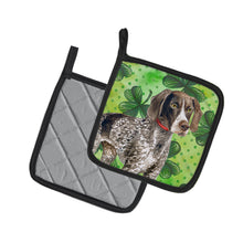 Load image into Gallery viewer, German Shorthaired Pointer St Patrick's Pot Holders - Set of 2 - Heat-Resistant Kitchen Essentials BB9815PTHD