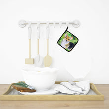 Load image into Gallery viewer, Pembroke Corgi St Patrick's Pot Holders - Set of 2 - Heat-Resistant Kitchen Essentials BB9816PTHD