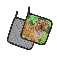 Load image into Gallery viewer, Shar Pei Puppy St Patrick's Pot Holders - Set of 2 - Heat-Resistant Kitchen Essentials BB9893PTHD