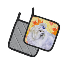 Load image into Gallery viewer, Maltese Fall Pot Holders - Set of 2 - Heat-Resistant Kitchen Essentials BB9912PTHD