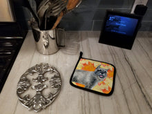 Load image into Gallery viewer, Schnauzer Fall Pot Holders - Set of 2 - Heat-Resistant Kitchen Essentials BB9923PTHD
