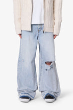 Load image into Gallery viewer, Baggy Rave Denim - Light Blue