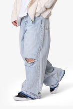 Load image into Gallery viewer, Baggy Rave Denim - Light Blue