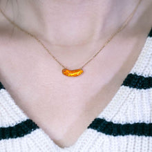 Load image into Gallery viewer, Beautiful Mexican Fire Opal Necklace 18K Yellow Gold