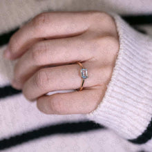 Load image into Gallery viewer, Natural Blue Topaz Wedding Band 14K Yellow Gold Ring