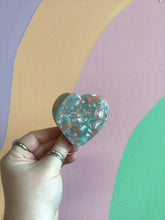 Load image into Gallery viewer, Heart Shaped Hair Claw