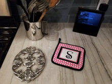 Load image into Gallery viewer, Letter S Monogram - Pink Black Polka Dots Pot Holders - Set of 2 - Heat-Resistant Kitchen Essentials CJ1001-SPTHD