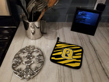 Load image into Gallery viewer, Monogram Initial Q Tiger Stripe - Black Gold Pot Holders - Set of 2 - Heat-Resistant Kitchen Essentials CJ1026-QPTHD