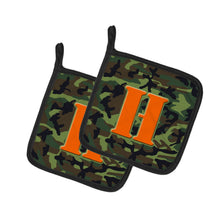 Load image into Gallery viewer, Letter H Monogram - Camo Green Pot Holders - Set of 2 - Heat-Resistant Kitchen Essentials CJ1030-HPTHD