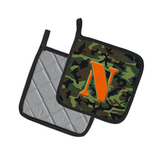 Load image into Gallery viewer, Letter N Monogram - Camo Green Pot Holders - Set of 2 - Heat-Resistant Kitchen Essentials CJ1030-NPTHD