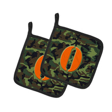 Load image into Gallery viewer, Letter O Monogram - Camo Green Pot Holders - Set of 2 - Heat-Resistant Kitchen Essentials CJ1030-OPTHD