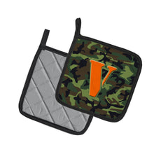 Load image into Gallery viewer, Letter V Monogram - Camo Green Pot Holders - Set of 2 - Heat-Resistant Kitchen Essentials CJ1030-VPTHD