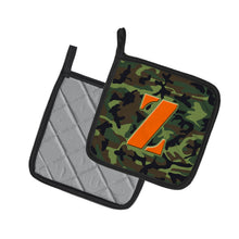 Load image into Gallery viewer, Letter Z Monogram - Camo Green Pot Holders - Set of 2 - Heat-Resistant Kitchen Essentials CJ1030-ZPTHD