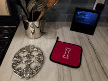 Load image into Gallery viewer, Monogram Initial I Maroon and White Pot Holders - Set of 2 - Heat-Resistant Kitchen Essentials CJ1032-IPTHD