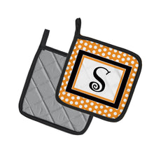 Load image into Gallery viewer, Monogram Initial S Orange Polkadots Pot Holders - Set of 2 - Heat-Resistant Kitchen Essentials CJ1033-SPTHD