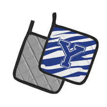 Load image into Gallery viewer, Monogram Initial Y Tiger Stripe Blue and White Pot Holders - Set of 2 - Heat-Resistant Kitchen Essentials CJ1034-YPTHD