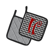 Load image into Gallery viewer, Monogram Initial H Houndstooth Black Pot Holders - Set of 2 - Heat-Resistant Kitchen Essentials CJ1035-HPTHD