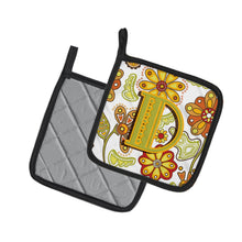 Load image into Gallery viewer, Letter D Floral Mustard and Green Pot Holders - Set of 2 - Heat-Resistant Kitchen Essentials CJ2003-DPTHD