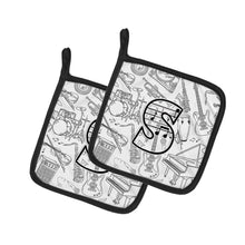Load image into Gallery viewer, Letter S Musical Note Letters Pot Holders - Set of 2 - Heat-Resistant Kitchen Essentials CJ2007-SPTHD