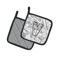 Load image into Gallery viewer, Letter V Musical Note Letters Pot Holders - Set of 2 - Heat-Resistant Kitchen Essentials CJ2007-VPTHD