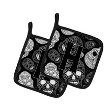Load image into Gallery viewer, Letter H Day of the Dead Skulls Black Pot Holders - Set of 2 - Heat-Resistant Kitchen Essentials CJ2008-HPTHD