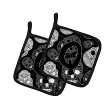 Load image into Gallery viewer, Letter Q Day of the Dead Skulls Black Pot Holders - Set of 2 - Heat-Resistant Kitchen Essentials CJ2008-QPTHD
