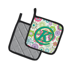 Load image into Gallery viewer, Letter K Flowers Pink Teal Green Initial Pot Holders - Set of 2 - Heat-Resistant Kitchen Essentials CJ2011-KPTHD