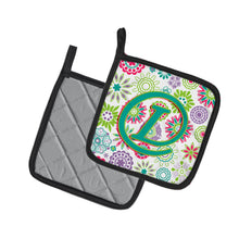 Load image into Gallery viewer, Letter L Flowers Pink Teal Green Initial Pot Holders - Set of 2 - Heat-Resistant Kitchen Essentials CJ2011-LPTHD