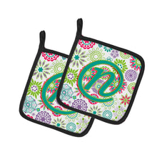 Load image into Gallery viewer, Letter N Flowers Pink Teal Green Initial Pot Holders - Set of 2 - Heat-Resistant Kitchen Essentials CJ2011-NPTHD