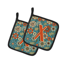 Load image into Gallery viewer, Letter X Flowers Retro Blue Pot Holders - Set of 2 - Heat-Resistant Kitchen Essentials CJ2012-XPTHD