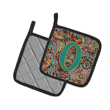 Load image into Gallery viewer, Letter O Retro Tribal Alphabet Initial Pot Holders - Set of 2 - Heat-Resistant Kitchen Essentials CJ2013-OPTHD