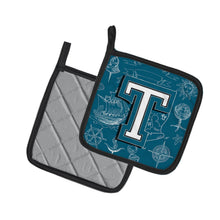 Load image into Gallery viewer, Letter T Sea Doodles Initial Alphabet Pot Holders - Set of 2 - Heat-Resistant Kitchen Essentials CJ2014-TPTHD